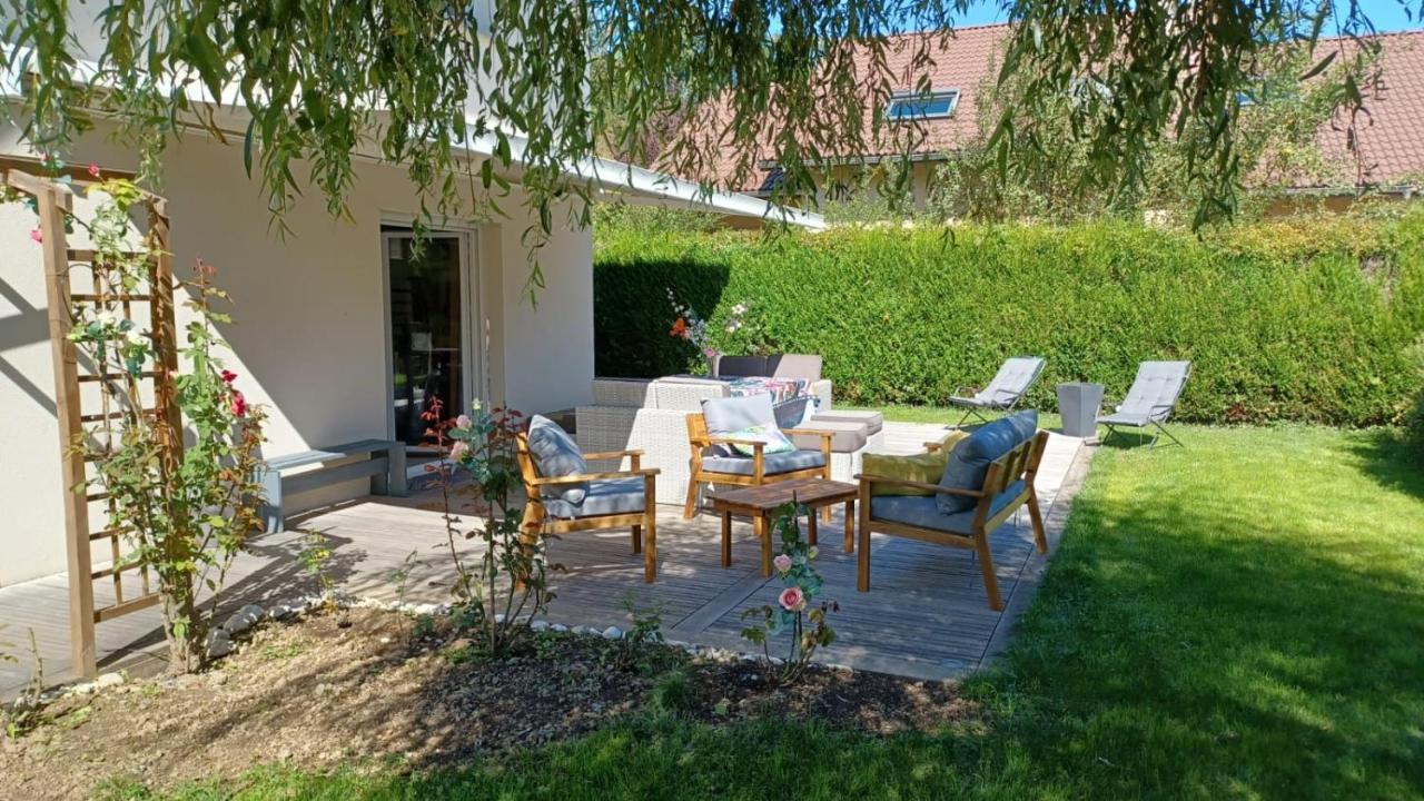 La Maison Du Port, Une Exclusivite Lla Selections By Location Lac Annecy Сен-Жорьо Экстерьер фото