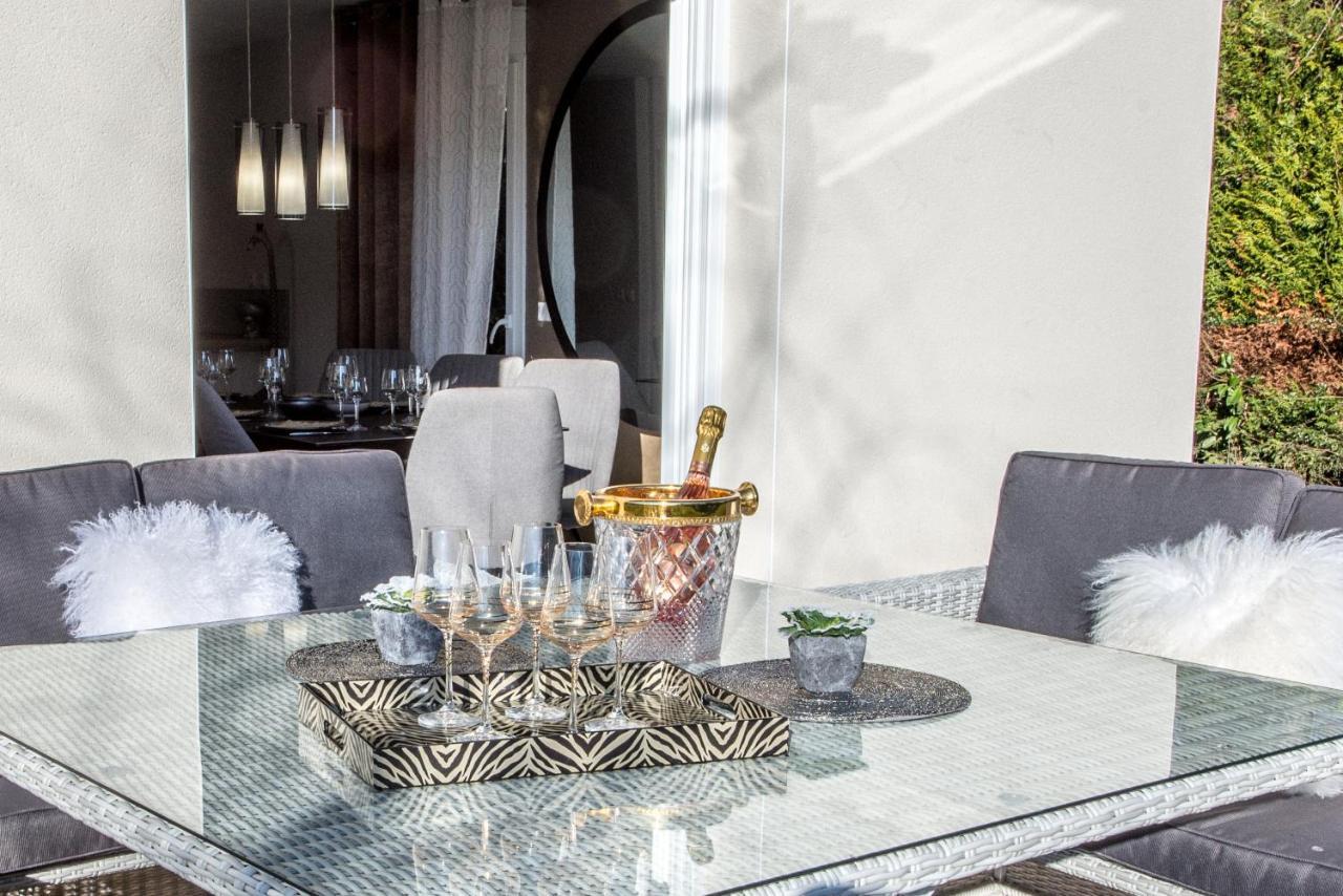 La Maison Du Port, Une Exclusivite Lla Selections By Location Lac Annecy Сен-Жорьо Экстерьер фото