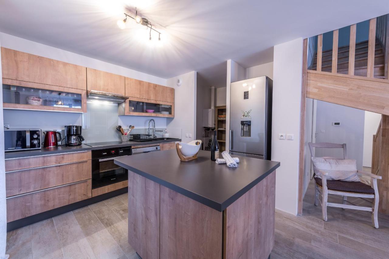 La Maison Du Port, Une Exclusivite Lla Selections By Location Lac Annecy Сен-Жорьо Экстерьер фото